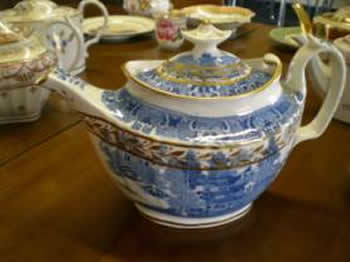 Caughley teapot, late C18