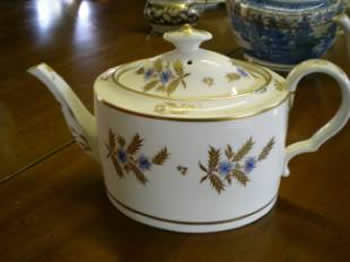 Coalport teapot, late C18