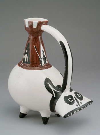 Fig 5. Pablo Picasso, Vase zoomorphe, la Tarasque (Zoomorphic vase, the Tarasque)